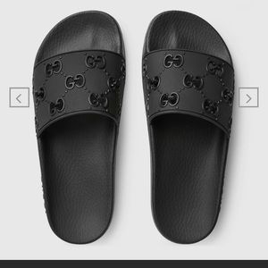 GUCCI rubber GG monogram slide sandals black 37